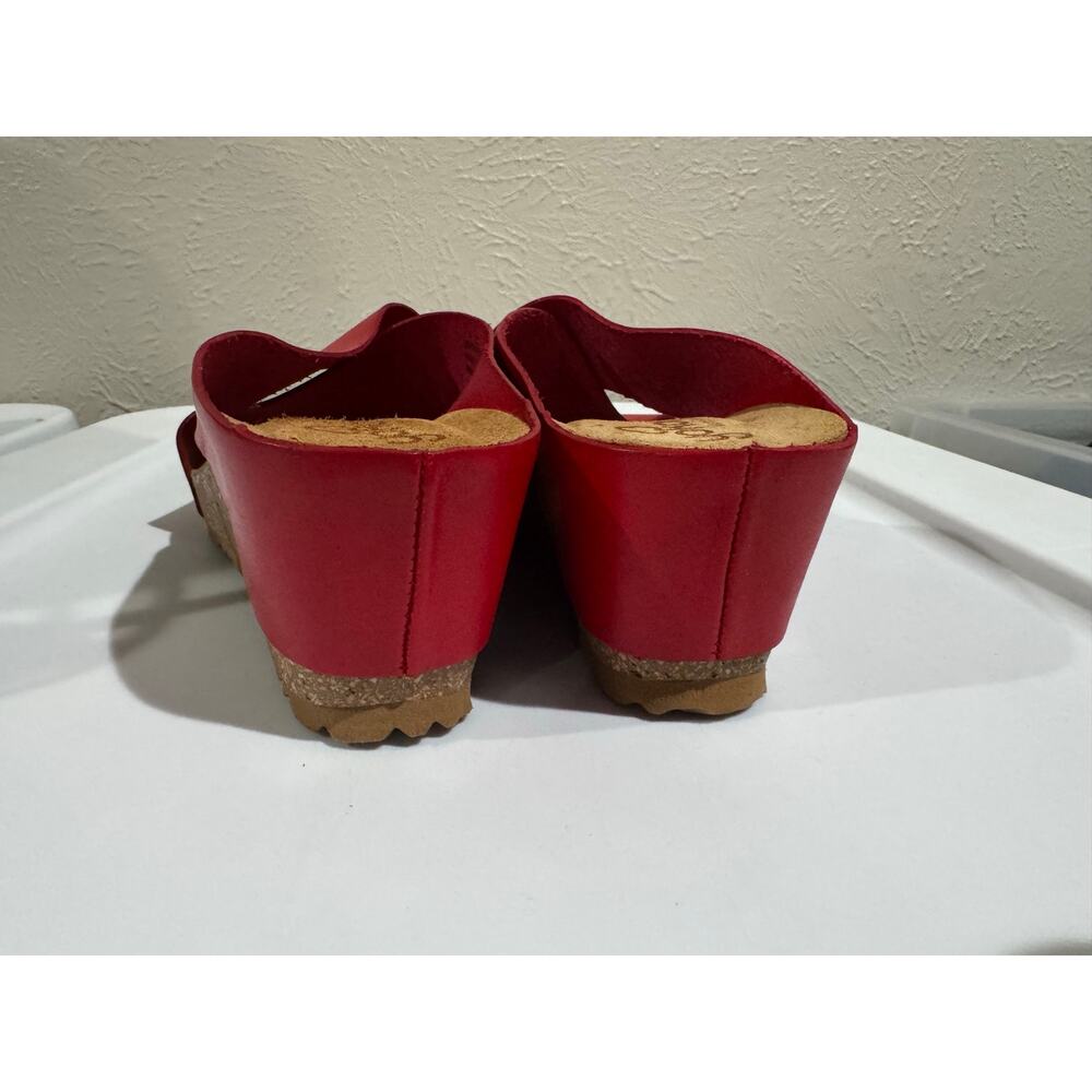 YOKONO Red Leather Criss Cross Wedge Sandals 7.5 - Picture 7 of 8